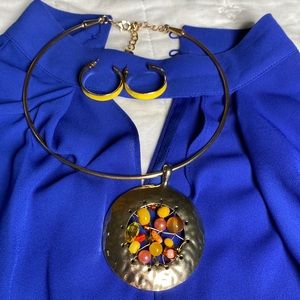 Cato necklace with matching earrings